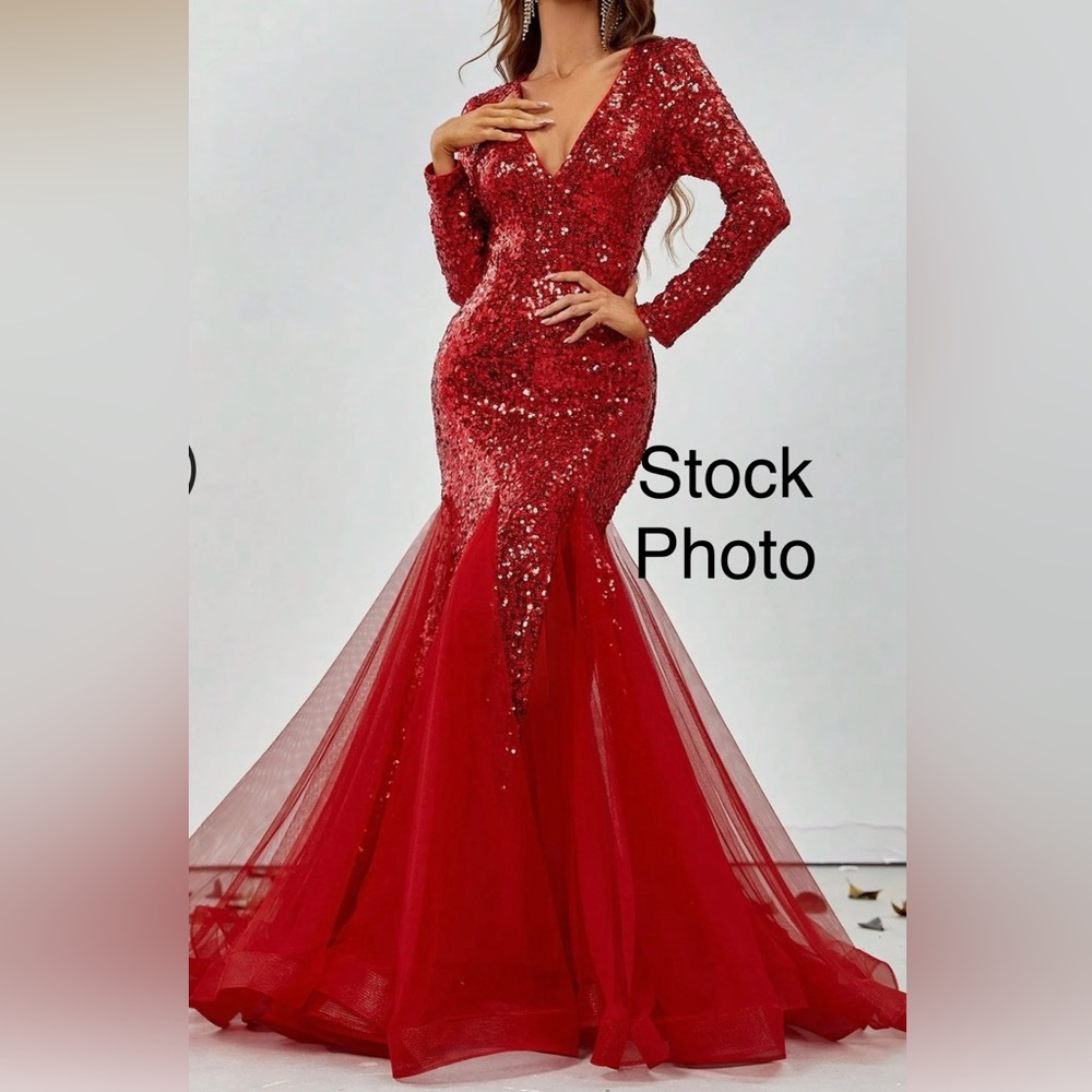 Faeriesty NWT Red Long Sleeve Sequin Mermaid Prom Formal Dress Sz. XS